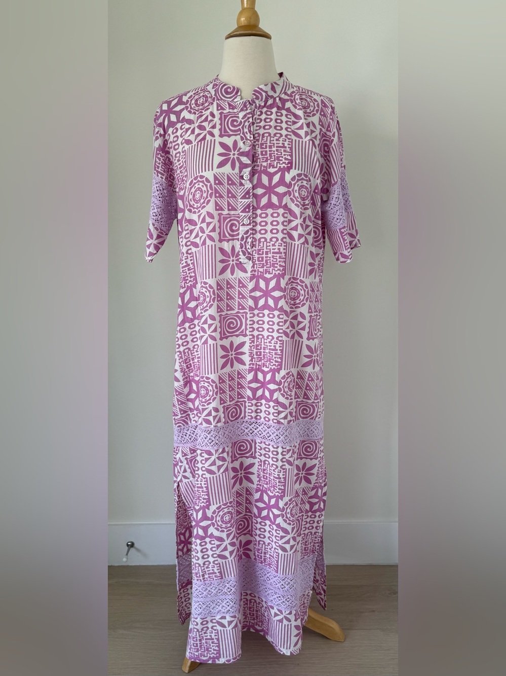 Julia Amory Majorelle Caftan Dress lavender Pink Size Medium